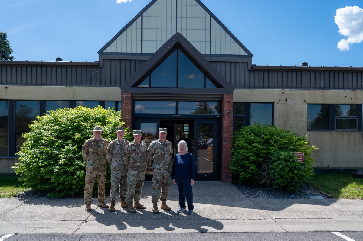 Fairchild AFB tweet media