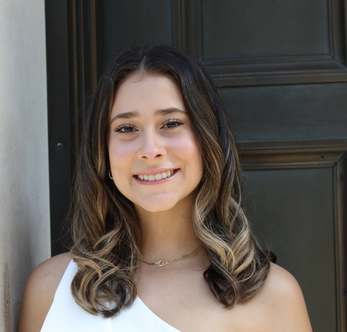 We're thrilled to introduce our new Account Coordinator, Olivia Petti! As a University of Alabama grad, she's a huge college football fan and loves hitting the beach on weekends. Olivia is excited to bring her experience to the tech PR world and to explore NYC. #PRagency #Hiring