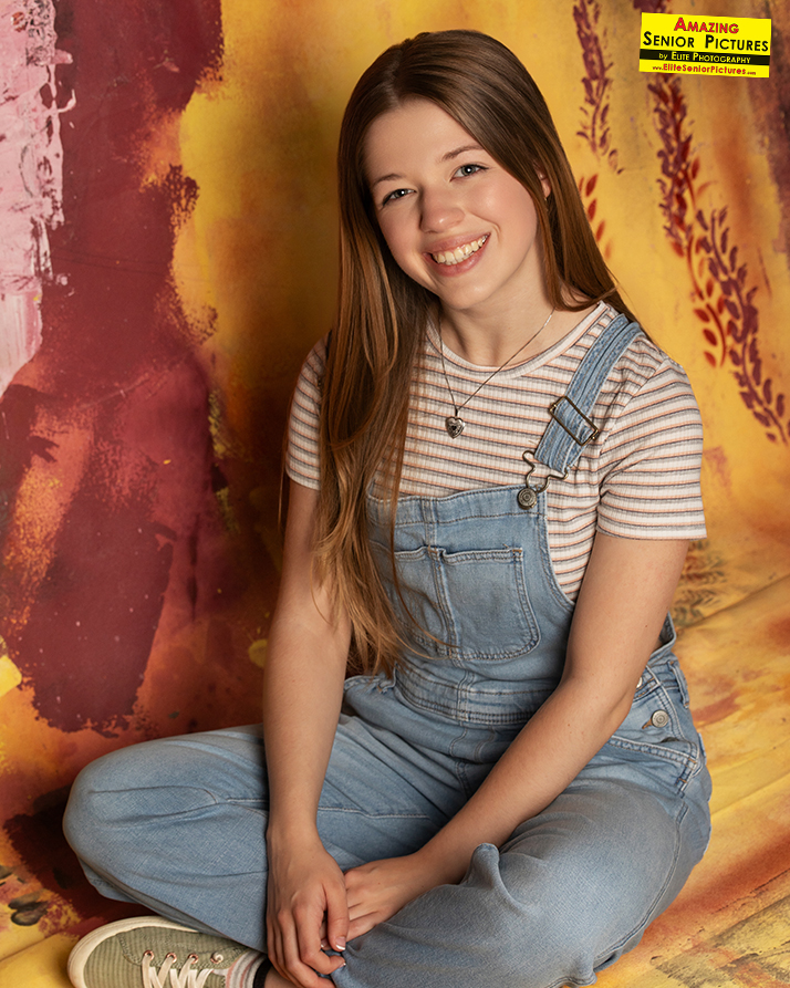 elitephotograph's tweet image. Isn't this such a fun shot of Ella! She definitely brought her A-game with her posing and her outfit choices! We loved getting to work with you, Ella! Thanks for choosing Elite! #AwesomeOutfits #Gorgeous