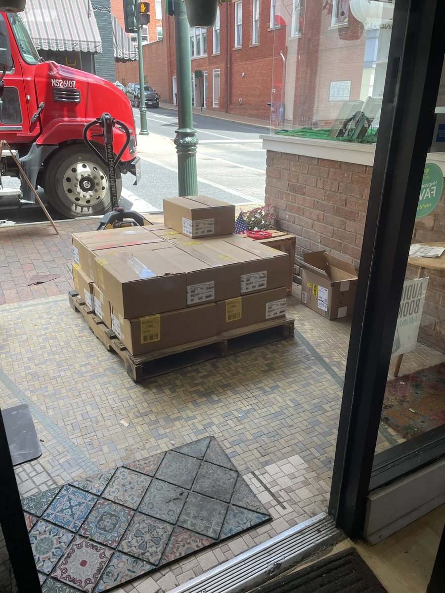 thebookdragons1's tweet photo. Can you guess what was delivered by a Pitt truck and weighs over 700lbs? If you guessed the exclusive signed and shot thru edition of Red Sky Mourning by @jackcarrusa you’re right. @atriamysterybus @bestthrillbooks @therealbookspy #thebookdragonshopstauntonva #veteranowned https://t.co/bLe9w1W764