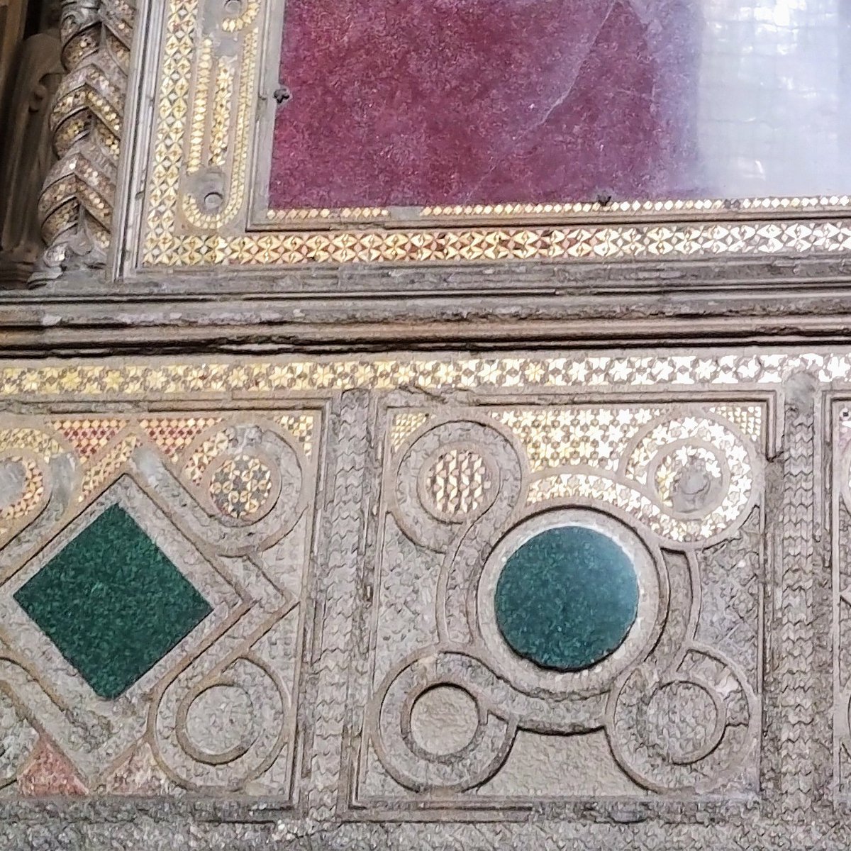 Such an interesting and enjoyable day at Westminster Abbey, ready for an upcoming conference at <a href="/HMILeeds/">HenryMooreInstitute</a> Thanks for organising <a href="/gemma_shearwood/">Gemma Shearwood</a> and so lovely to see (and learn from) <a href="/Charlot06569734/">Charlotte Davis</a> @busyvictorian @ClaudvanH Can't wait to develop our conversations more in July!