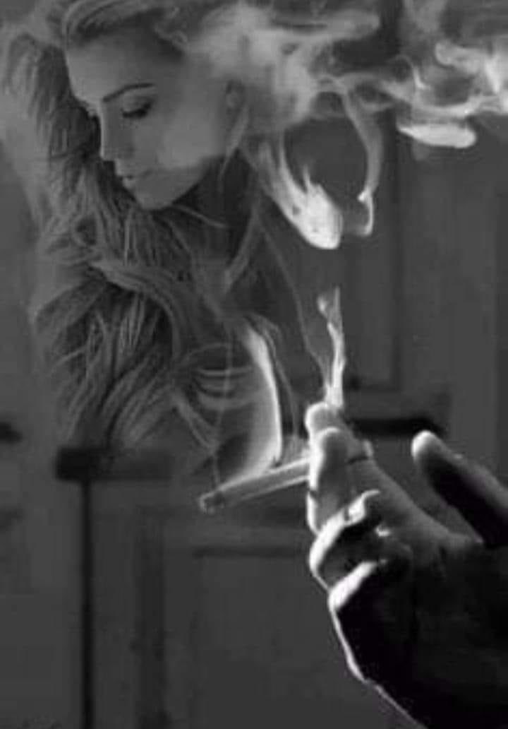 امرحبا باللي شرح قصة البيت
اللي بعد ماشفتها اذهلتني 
فيها الذي غنى وانا له تغنيت 
قصته كنها قصتي يوم جتني
اول بدايتها بموال جريت 
وهويتها من بعد ماهي هوتني
وصار التواصل كل ماصبحت ومسيت
مابه مجالٍ .....للهجر ووعدتني 
لكن انا اللي صرت بالظن واخطيت
من يوم قفت اشهدنها صدمتني
#نواف