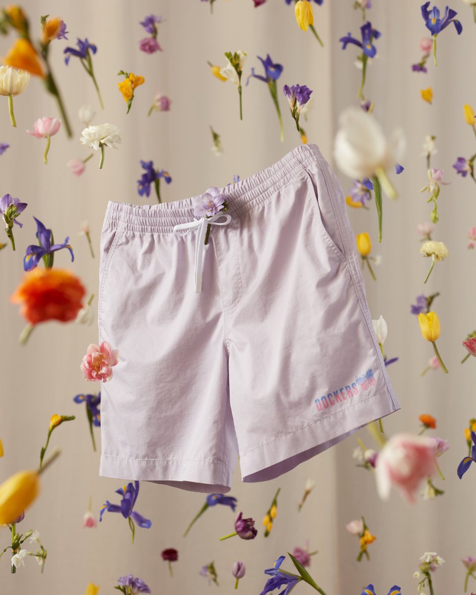 La colección Pride 2024, con diseños de Rawley Clark, celebra al amor que une a la comunidad LGBTQIA+.
Encuéntrala ya en Dockers.com.mx