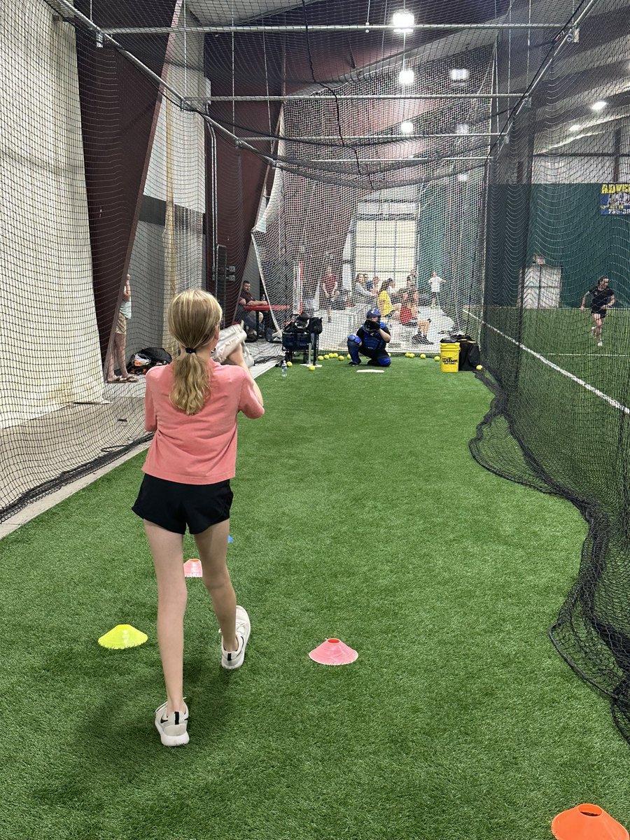 Coach Boo Softball Camps tweet media