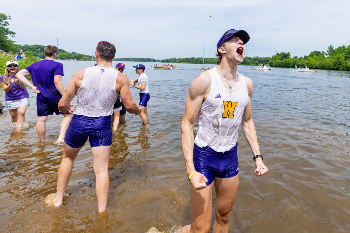 It was an epic day for men's <a href="/UW_Rowing/">Washington Rowing</a>  as they  swept all four events &amp; won their 20th National Championship at the IRAs yesterday on Mercer Lake, NJ. #RowingU x #TheBoysInTheBoat <a href="/UWAthletics/">Washington Athletics</a> #RowTownUSA #NationalChampions #AsOne #WashingtonRowing <a href="/WorldRowing/">World Rowing</a> <a href="/usrowing/">USRowing</a>