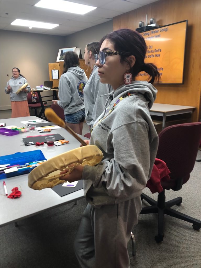 yourschools's tweet photo. Today, to celebrate the beginning of National Indigenous History Month, the Indigenous Student Grand Council gathered for their second meeting. They welcomed a guest speaker (Nova), co-created an action plan and brainstormed solution for addressing challenges. #AMDSBIndigenous https://t.co/ByLxpbNbrY