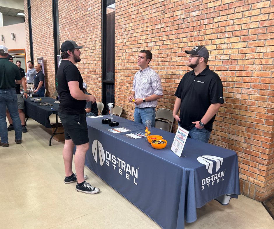 DISTRANSteel's tweet photo. We had a great time last week at the AISC Steel Bridge Competition at Louisiana Tech University. It was a pleasure meeting so many talented and creative individuals. Thank you to everyone who stopped by our table, and congratulations to the winners! 📐🛠️ https://t.co/1rUb4Xq0jH