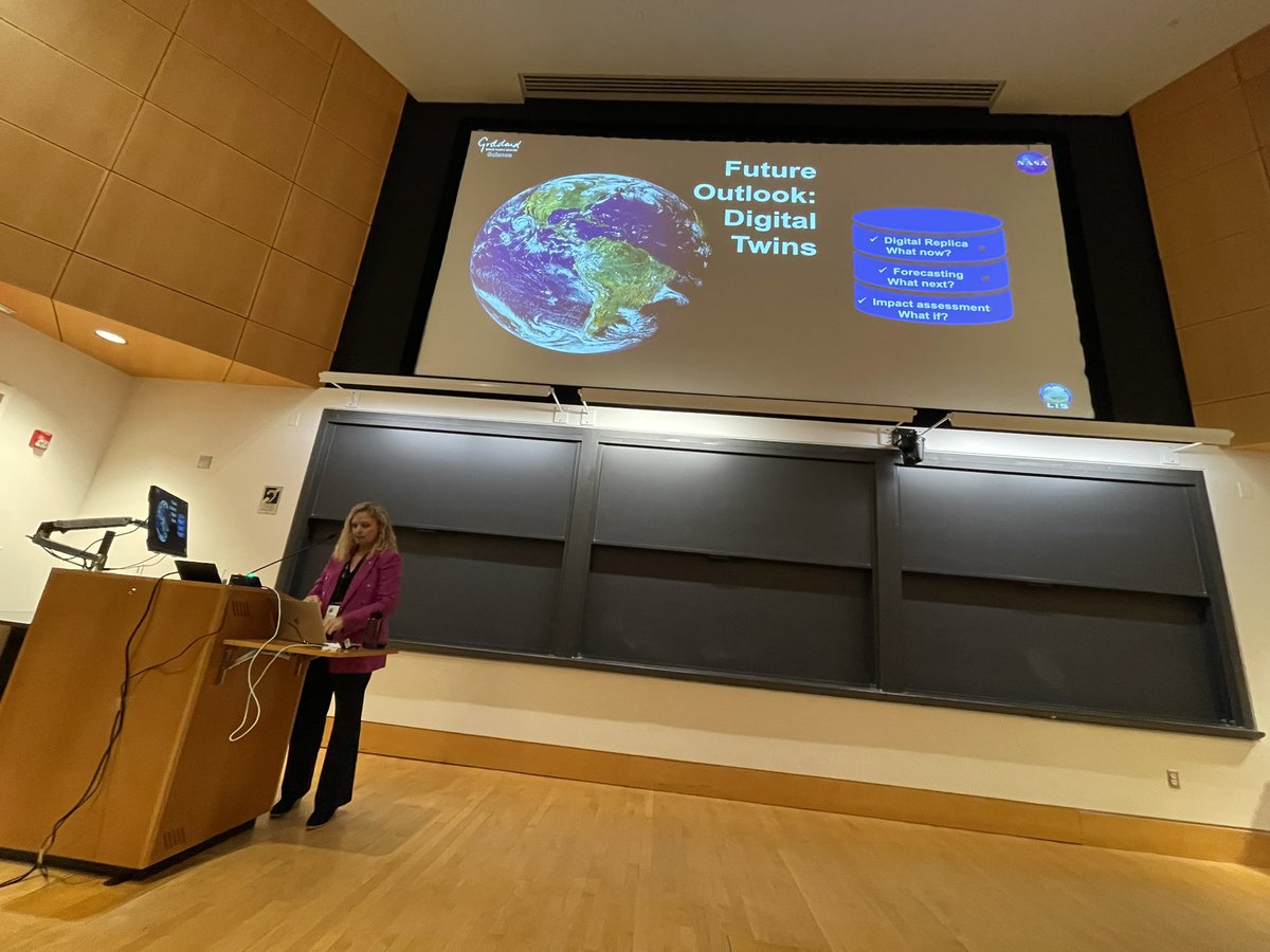 “Digital twins are about answering questions“ <a href="/DrChristaPL/">Christa Peters-Lidard</a> 

#ModflowAndMore24
<a href="/IGWMC/">igwmc</a> <a href="/EPrinceton/">Princeton Engineering</a>