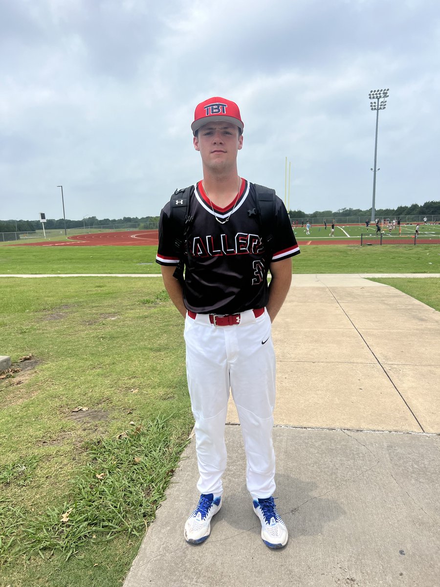 Follow @FiveToolCollege tweet media