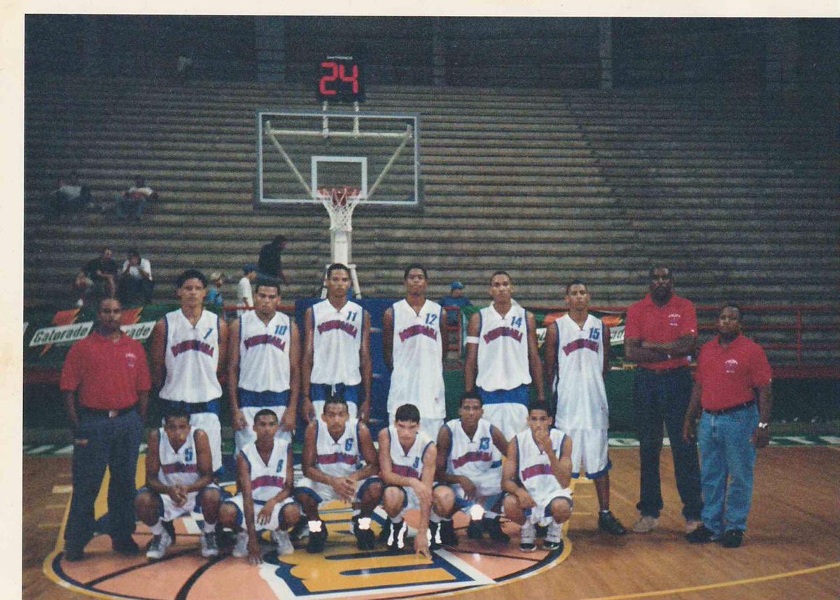 Al finalizar el partido entre RD vs Canadá de la U18 el comentarista recordó que la última vez que los dominicanos vencían a los canadienses en esas instancias juveniles fue en el 2002 en el Panamericano de Isla Margarita, Venezuela.