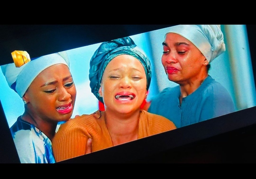 leratoc90's tweet photo. Ijo ke sebeto gore mara ba ijo dingwetsi di best good performance for  😭😭😭😭#UmkhokhaTheCurse https://t.co/SFXsiC3rLh