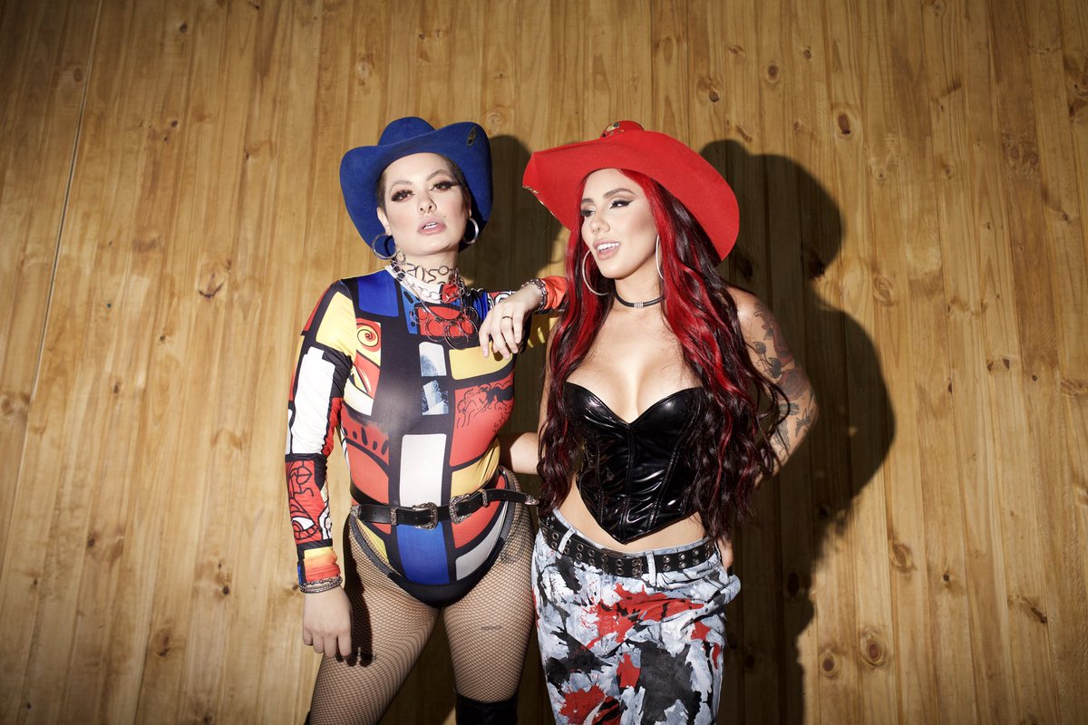 mcmarioficial's tweet photo. https://t.co/E9nazniHnJ Ouçam Barulho da Galopa minha música com @AliciaXOficial ✨🌵 #Mcmari #music #Dc https://t.co/R8WewCoowi