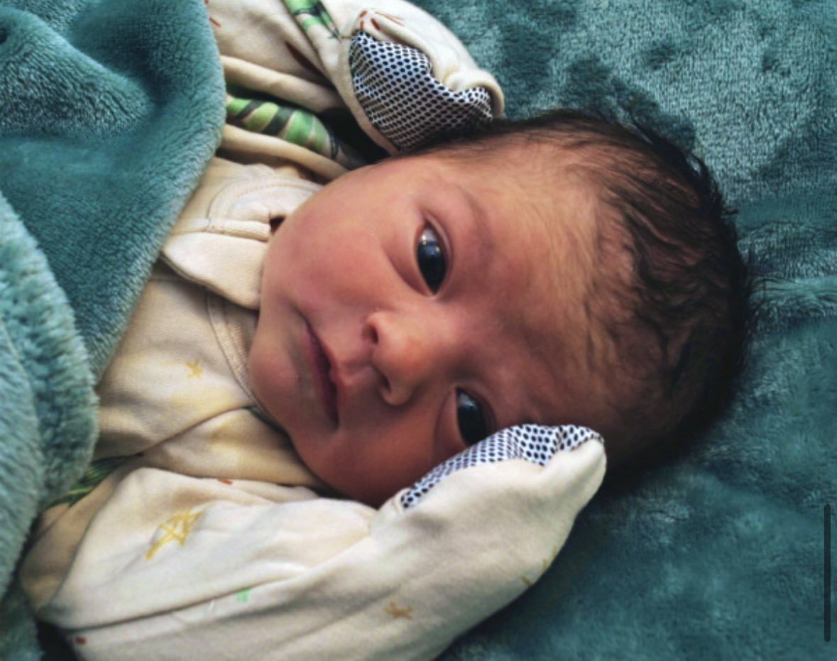 On Wednesday 5/29, Harper Reese Erickson joined our family and made us the happiest we’ve ever been.

After a couple days at the hospital, and then a few more in the NICU, she’s finally home w/ us and we can’t wait for y’all to meet her. 👶🏻🍼❤️

(ps get ready for a lotta photos!)