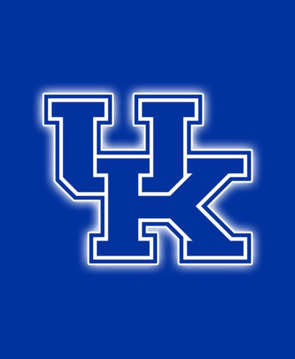 Thomas_sizemor's tweet image. After a great camp and great conversation with @vincemarrow I am blessed to receive my first D1 offer from University of Kentucky @maxwell_steurer @CoachPerry_UK @UKCoachStoops @CoachDCharles @Oakley_Watkins @CamGarnerLCA @colebrittt @MattieLebryk