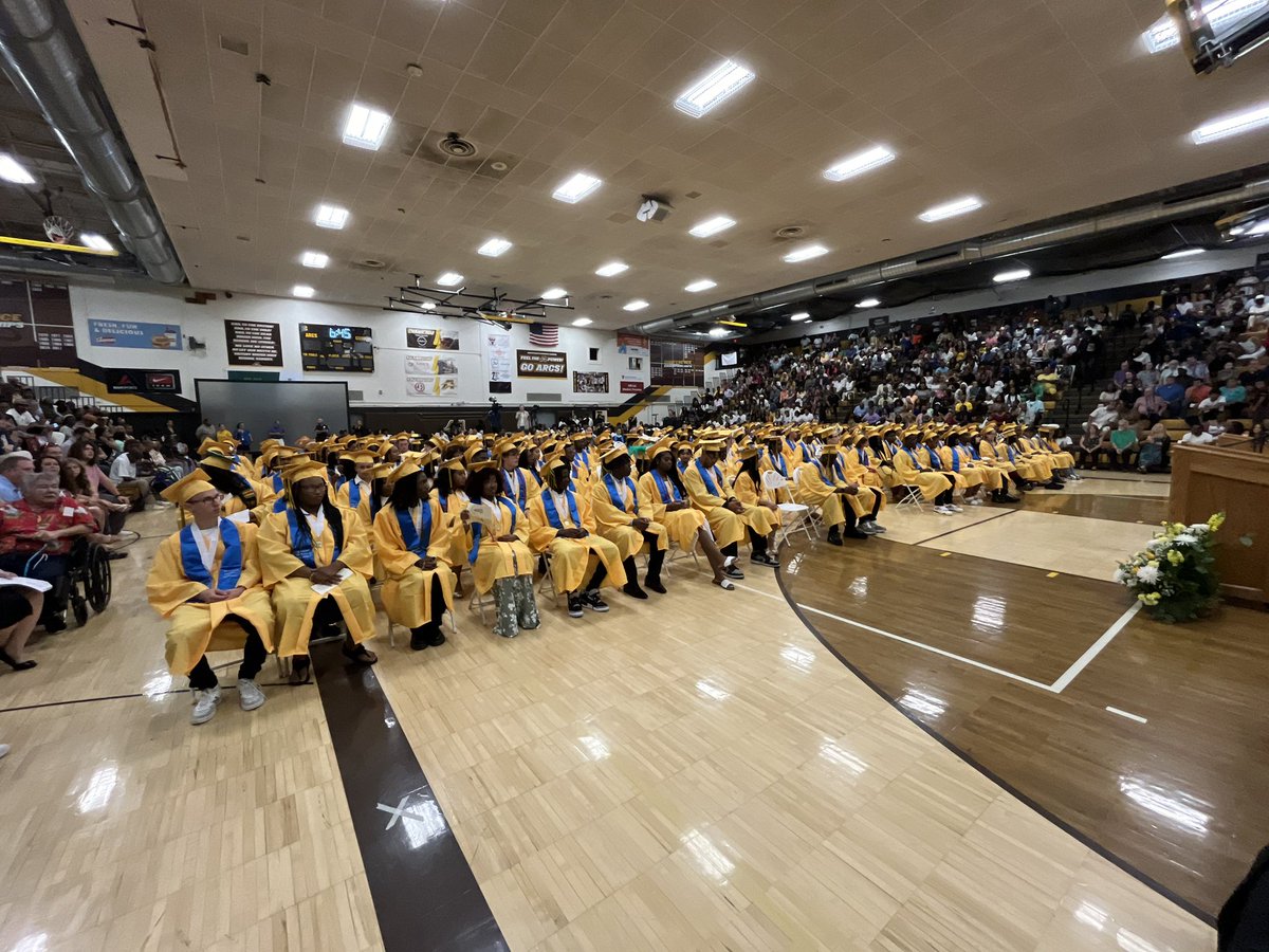 selschools's tweet photo. ⚡️Congratulations to the Brush High School Class of 2024! #ArcNation https://t.co/yYEk3kltKi