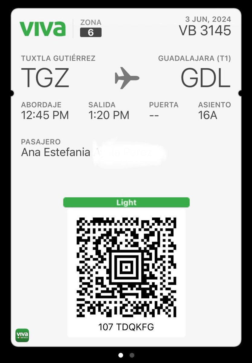 a_estefania_a's tweet photo. @Profeco @CNDH @AFAC_mx @VivaAerobus @GobiernoMX 
Hoy el vuelo TGZ a GDL, debió salir a la 1.20 pm abordamos hasta las 2.13 eran las 3.09 y seguíamos en pista SIN aire acondicionado por una falla en el sistema estábamos a 40 grados!! una basura de servicio y un trato inhumano https://t.co/D15TmtIT4J