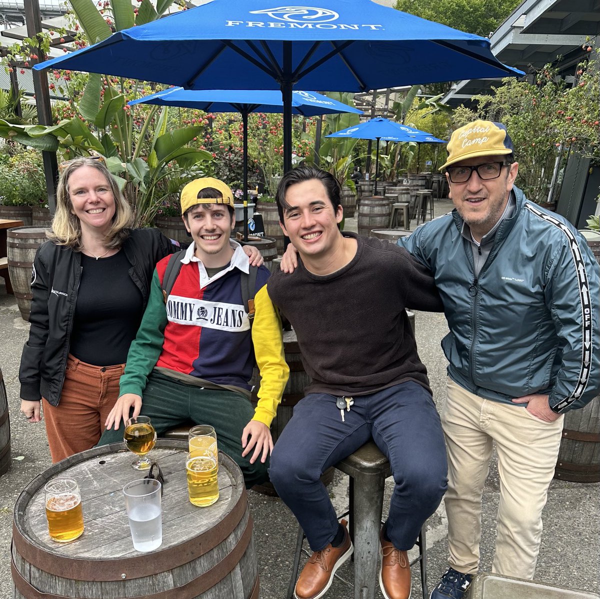 new ⁦<a href="/ascend_vc/">Ascend</a>⁩ team photo 

(or as we like to call it mom and dad with the kids 💀)