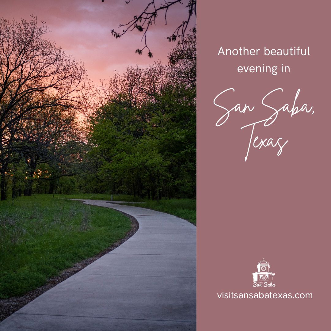 VisitSanSaba's tweet photo. Don't you just love summer nights!?

💜Front porch swinging
💜Casual walks
💜Late night swims

Tell us how you like to spend your summer nights. https://t.co/uKEa6KMd1N