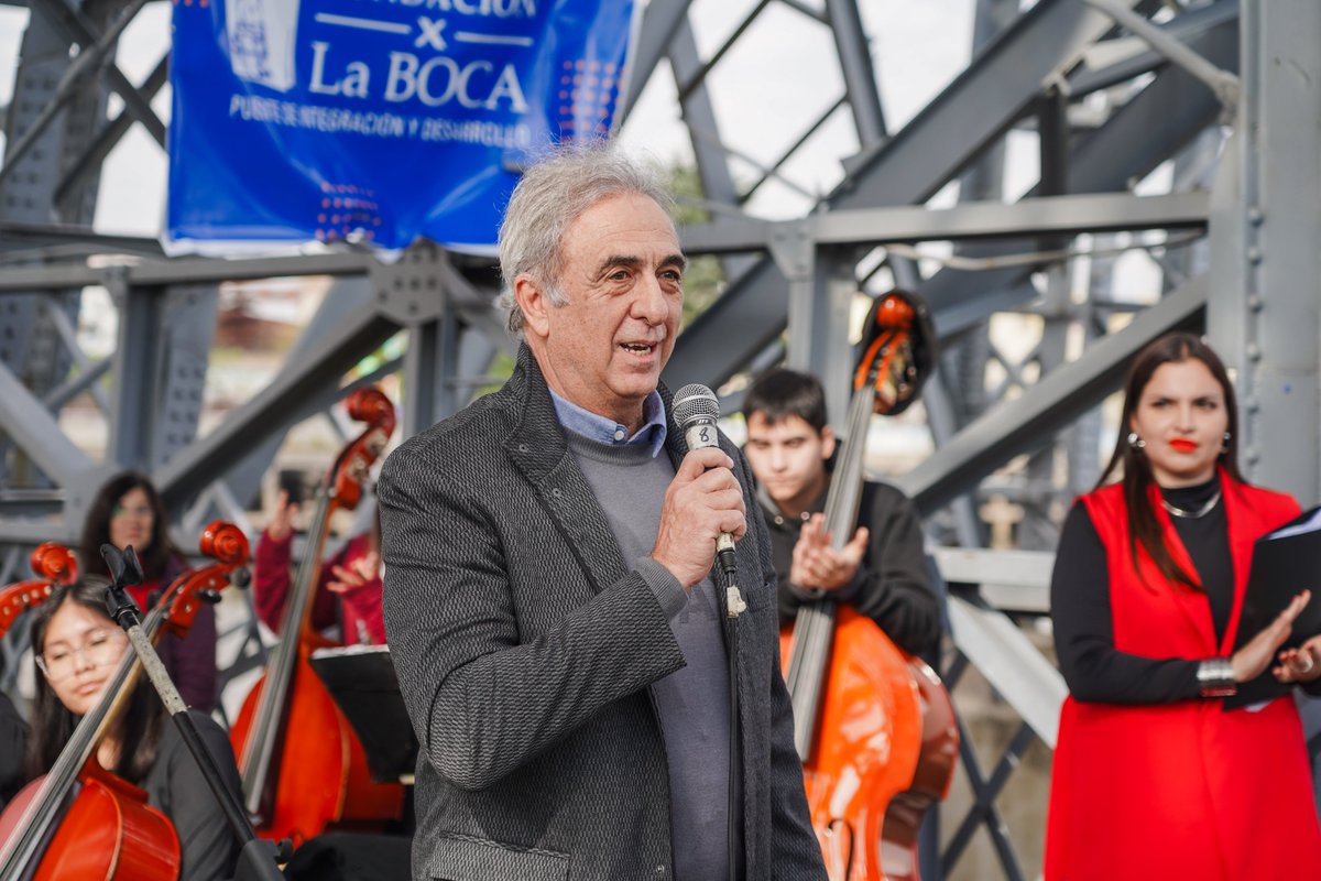 El pasado 1 de junio celebramos los 110 años del Transbordador Nicolás Avellaneda. El acto fue organizado por <a href="/Fundxlaboca/">fundacionxlaboca</a> protectora del Transbordador y la Cuenca Matanza Riachuelo.

Las palabras centrales estuvieron a cargo de Lito Santoro, vicepresidente de la Fundación.