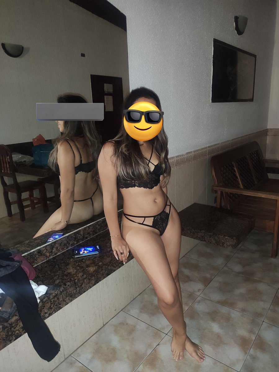 sofiajuan27's tweet photo. Feliz inicio de semana, 😋🤭 https://t.co/xTo7NNoSNq