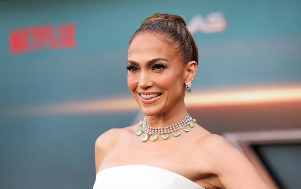 JLo has announced her upcoming tour has been canceled so she can “spend more time with her family.”

Live Nation has announced that all 10 people who purchased tickets should receive a full refund in 7 to 10 business days.