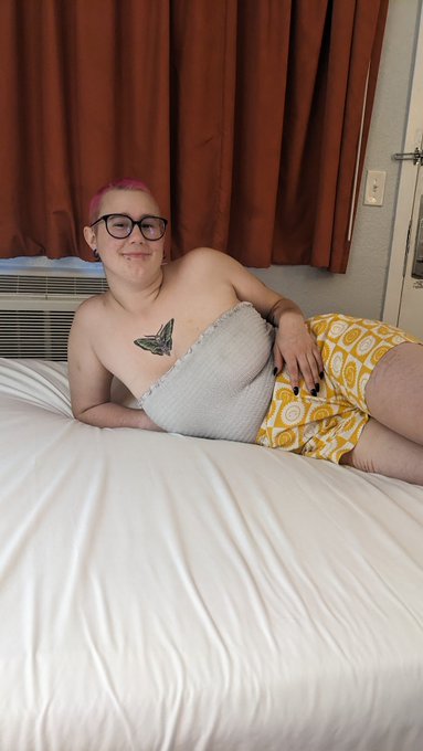 Producers in Portland or beyond: Daisy is currently looking for a shoot. Hit her up at @Daisy_Peach_Luv<a href="/tag/apclips"class="tags"><span>#apclips</span></a>