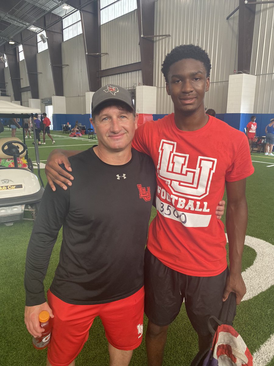 Jarvis Bright (@jarvisbright__) on Twitter photo Had a great time <a href="/LamarFootball/">Lamar University Football</a> camp today got some great pointers from <a href="/CoachDrewChrist/">Drew Christ</a>
Thanks <a href="/Coach_Cannata/">Matt Cannata</a> for inviting me out Had a great time <a href="/LamarFootball/">Lamar University Football</a> camp today got some great pointers from <a href="/CoachDrewChrist/">Drew Christ</a>
Thanks <a href="/Coach_Cannata/">Matt Cannata</a> for inviting me out