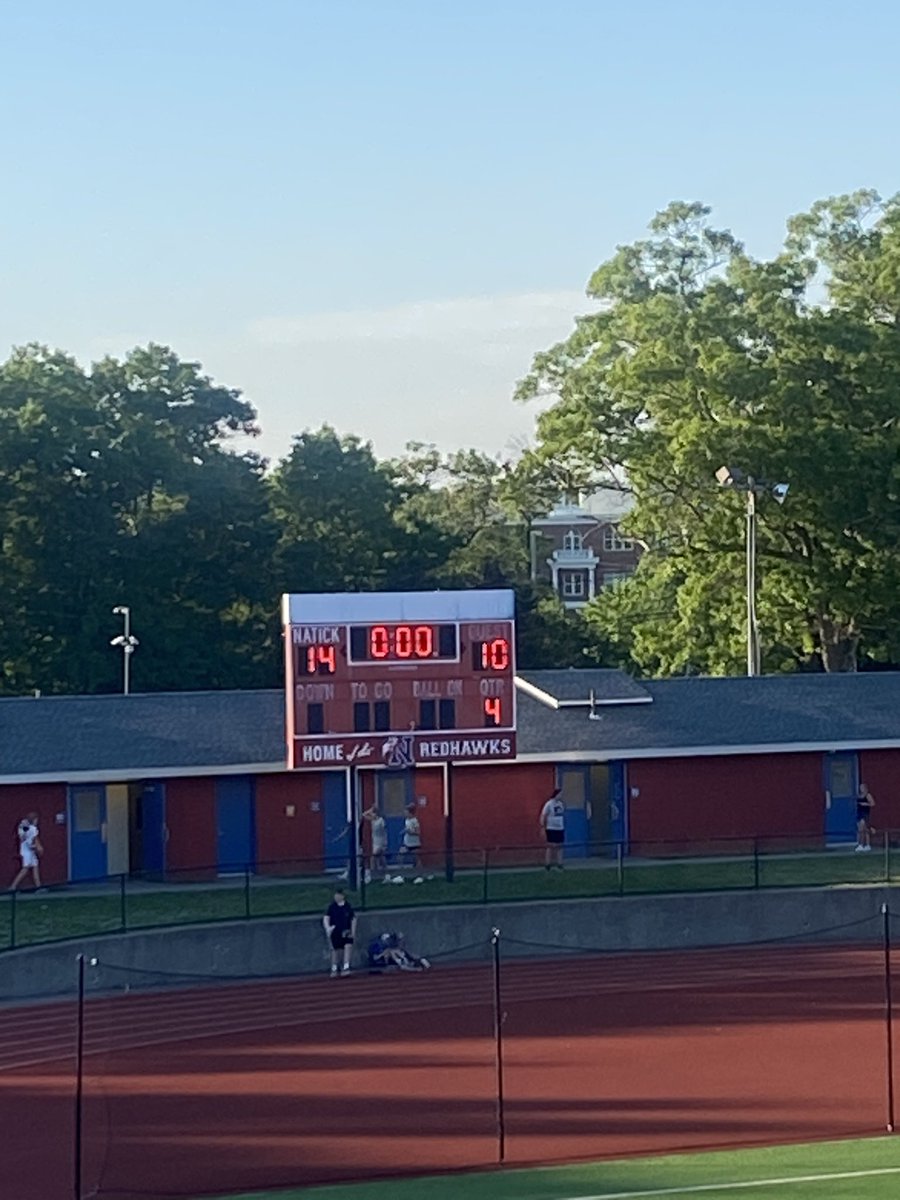 NatickPegasus's tweet photo. Natick Boys beat Bishop Feehan 14-10 to advance to the next round of the playoffs! Congrats team! 🥍🥍🥍 https://t.co/9CWcd5FRRl