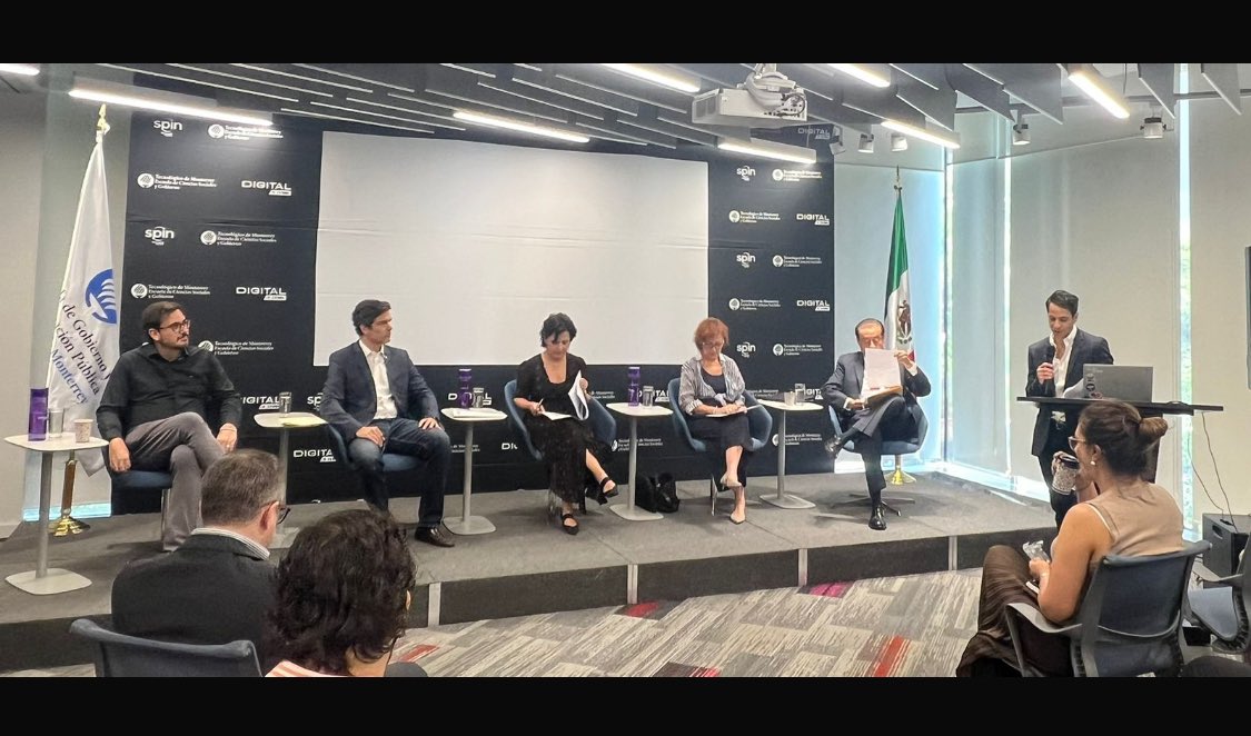 El 27 de mayo lanzamos la UNI Spin by Oxxo, la plataforma de educación financiera que le da 🔧⚒️ a millones de mexicanos para tener un futuro sostenible. Este es sólo el principio 🚀 #DigitalFEMSA