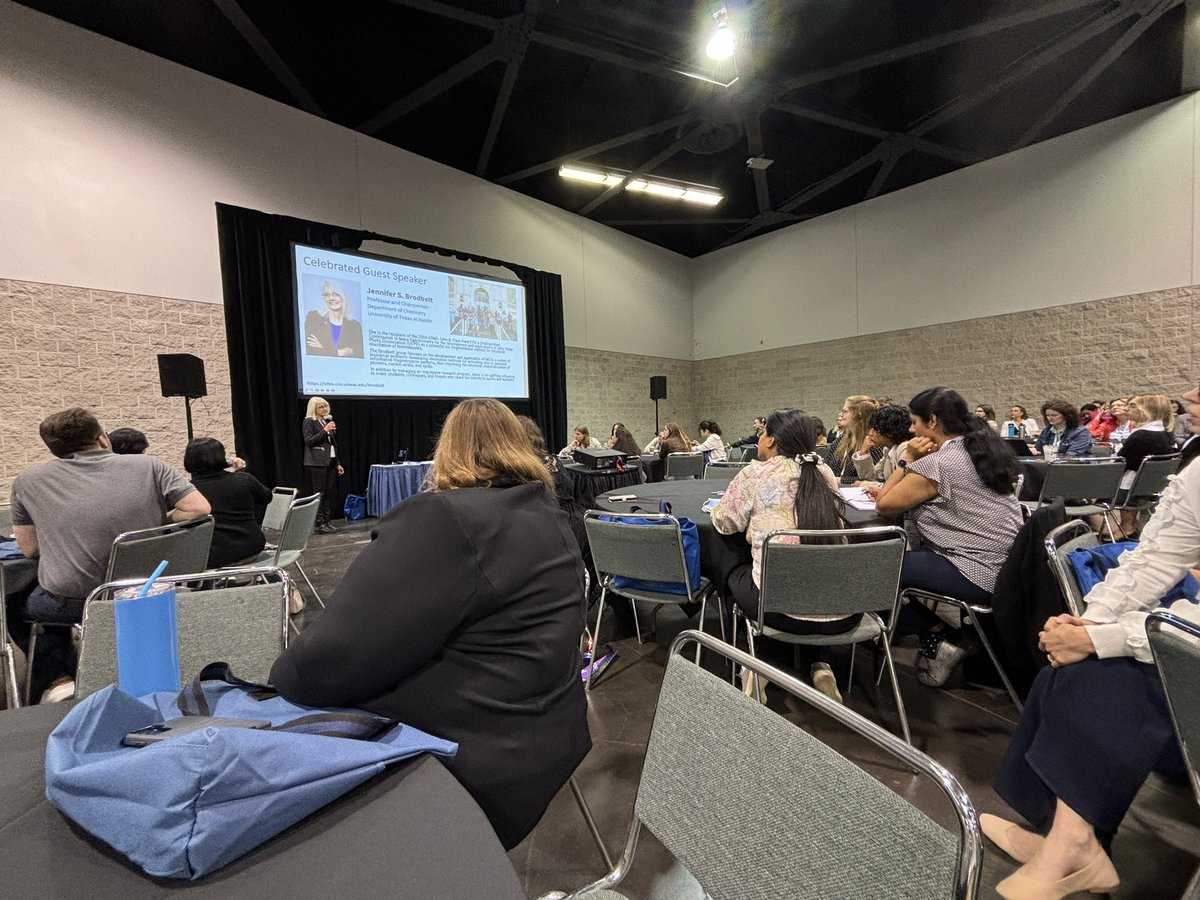 FemalesInMS's tweet image. Thanks to everyone that came out for our networking session at #ASMS2024! A special thank you to Jennifer Brodbelt for speaking. If you have pictures from the event please share and tag us! #FeMS+ #WomenEmpoweringWomen