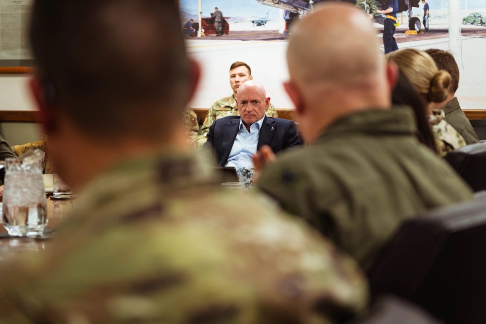 Senator Kelly soars in! ✈️

Luke AFB welcomes U.S. Senator Mark Kelly for strategic talks on future plans, facility upgrades, and project funding with the 56th Fighter Wing.

📸: SrA Katelynn Jackson

#USAF #Airpower #56thFW #SenatorVisit #Innovation #LukeAFB