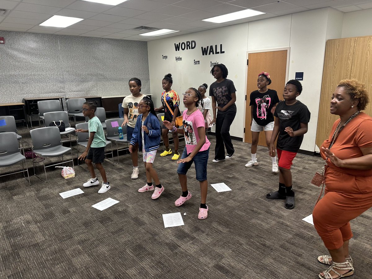 HighPointe_CHISD tweet media