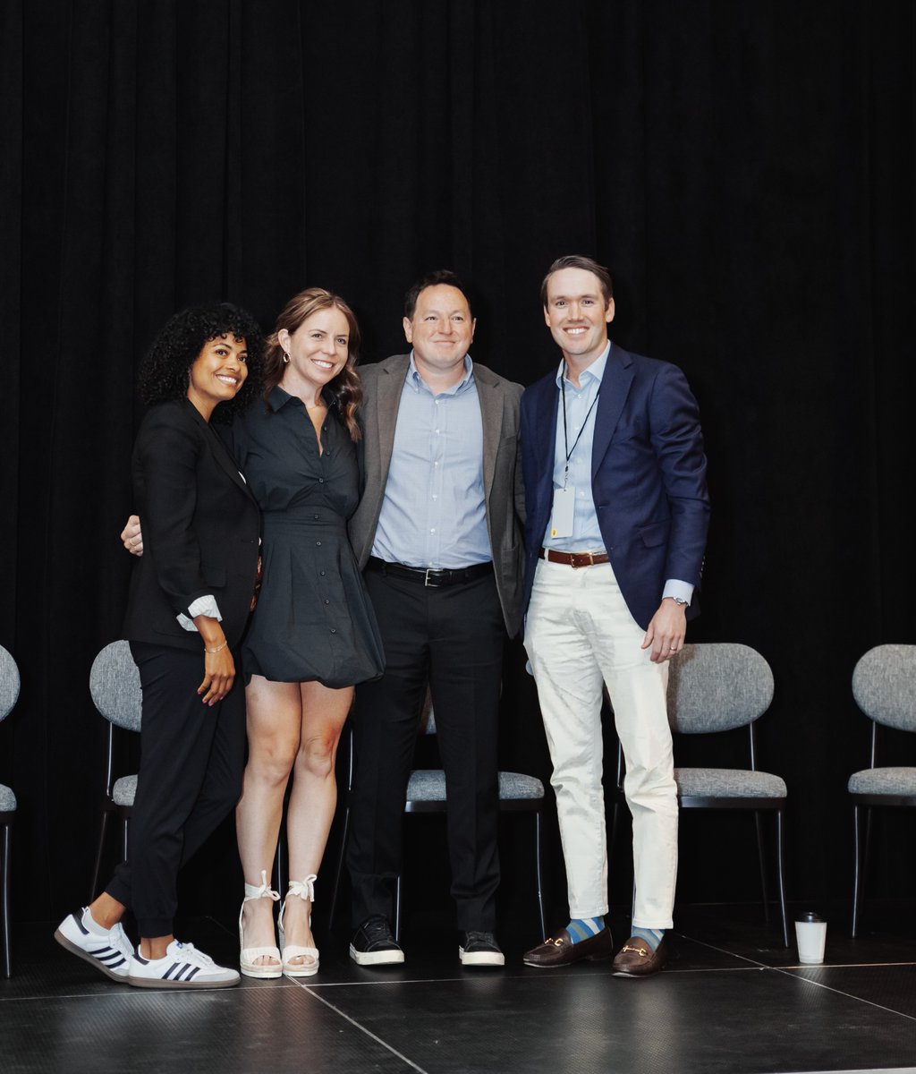 CSA_Search's tweet photo. Honored to be part of the inaugural #NextUpConference last week and share our perspective on the search process with a great group of Men's Basketball and Women's Basketball attendees. ๐
Thank you @NextUpCoaches for including CSA in this exciting event! https://t.co/GE7ffsE1h2