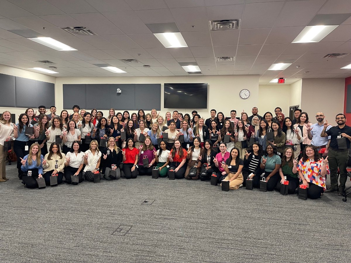 TTUHSC_SHP's tweet photo. The School of Health Professions is excited to welcome the Class of 2026 Physician Assistant students! 🩺 #SHPRedRaider https://t.co/Zdy25qvASc