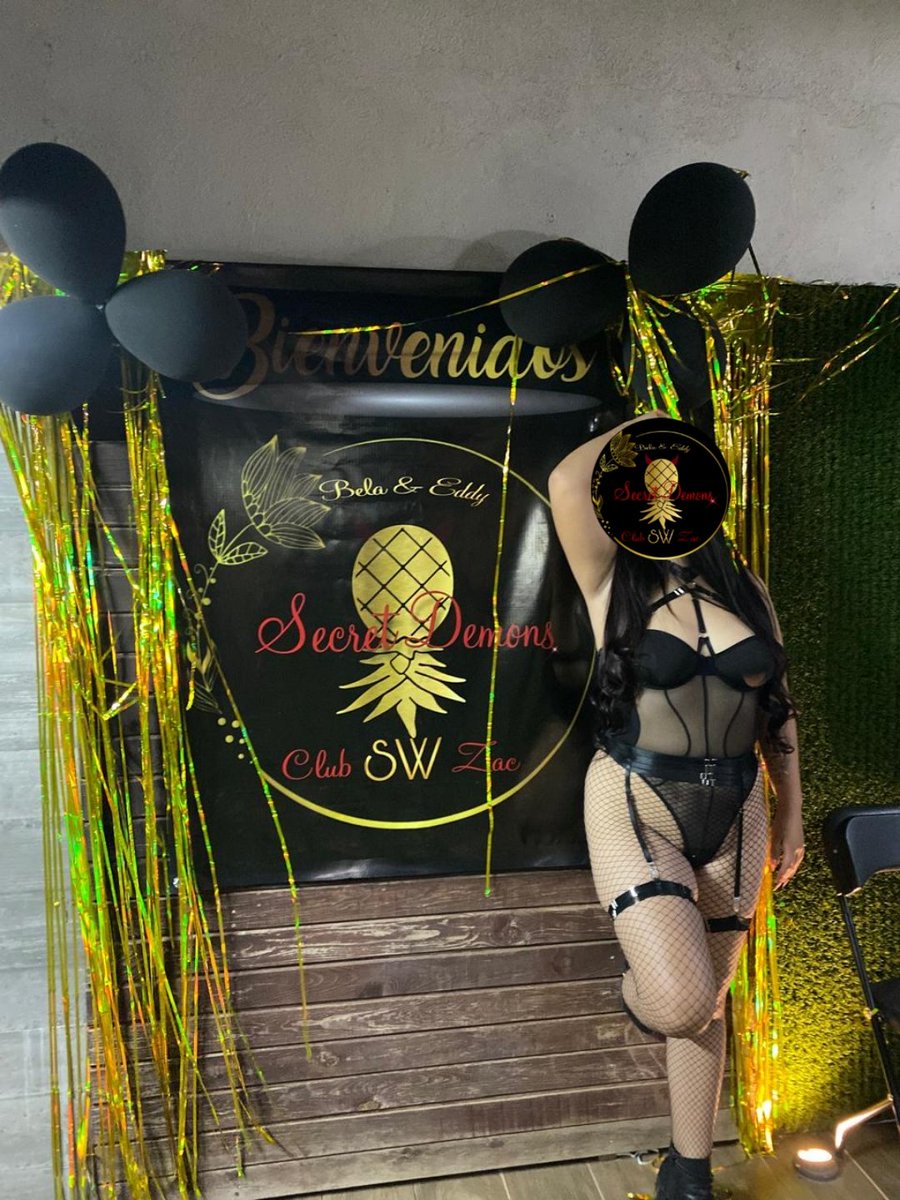 Belaeddyzac's tweet photo. Apenas agarrando señal 🙈🔥
Después de tan rico fin de semana 🤤
#BlackNightSwinger
Tan rica reunión 🔥 todas las chicas uffff deli delis 🥵
Ya están listos para la siguiente?
Esperemos no se la pierdan 🔥🥵
#SecretDemons #Clubswzac #pareja #SWzacatecas https://t.co/FtPu4pu4bh