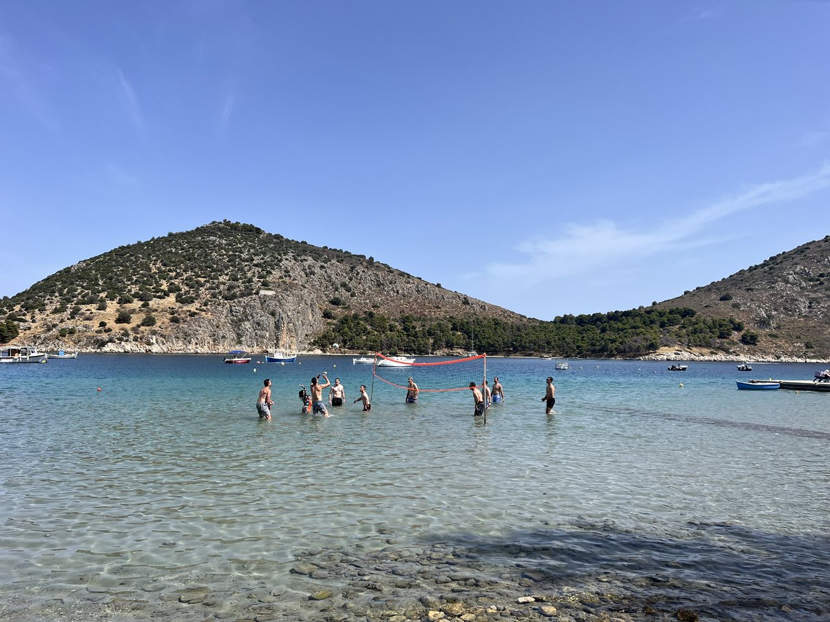 HobartLacrosse's tweet photo. Our last day we spent the morning kayaking around the island 🛶  We toured around the Fortress of Palamidi 🏰 and walked around Nafplio! The Statesmen make the trip back to the states in the morning! We want to thank everyone involved to make this incredible trip possible! https://t.co/u8HisvEKBp