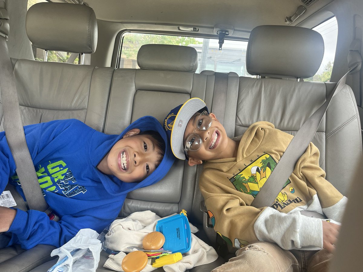iBurniLids's tweet photo. 8-9 years and still going strong with zero cavities for LT 🦷😆 https://t.co/phjvZGFVJQ