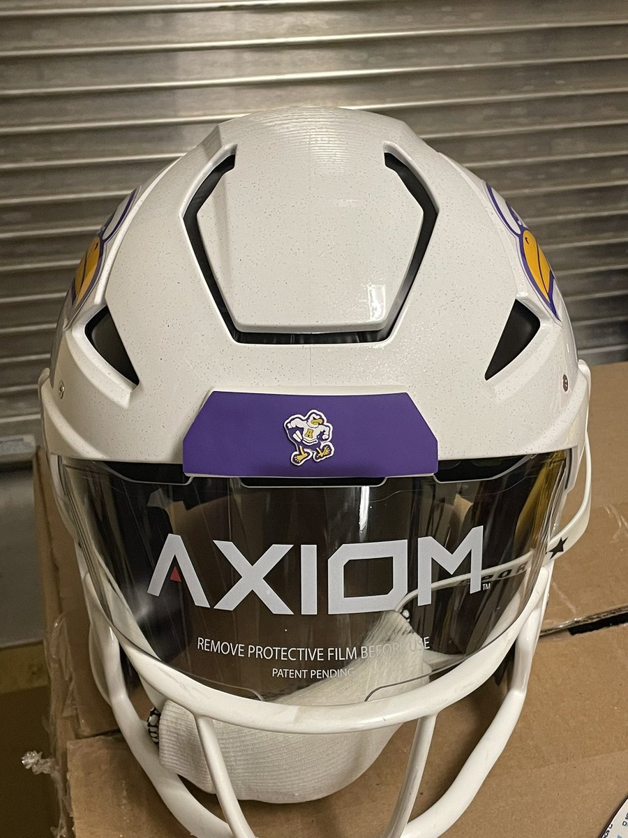 AlexLockemeyer's tweet photo. Amazing work by @SchoolPrideLtd on the 3D Bumpers for the upcoming season! https://t.co/szjyGCqgQk