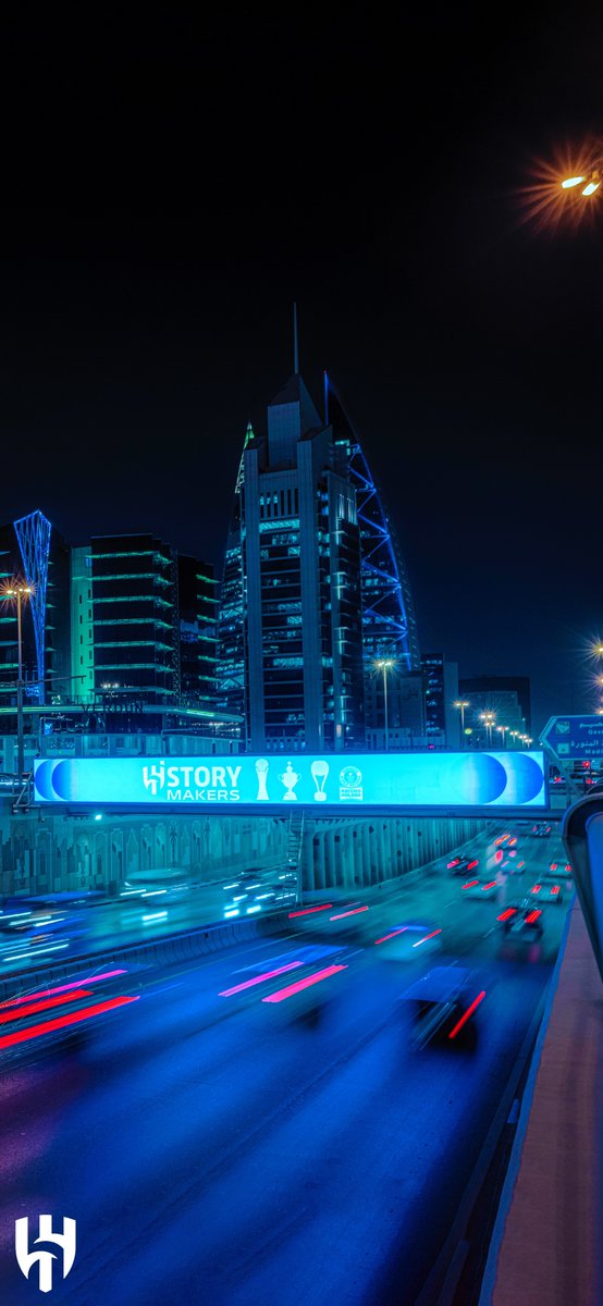 Alhilal_FC's tweet photo. 🛣️ الرياض زرقاء 💙

#صناع_التاريخ 🏆 https://t.co/wElupkVjk0