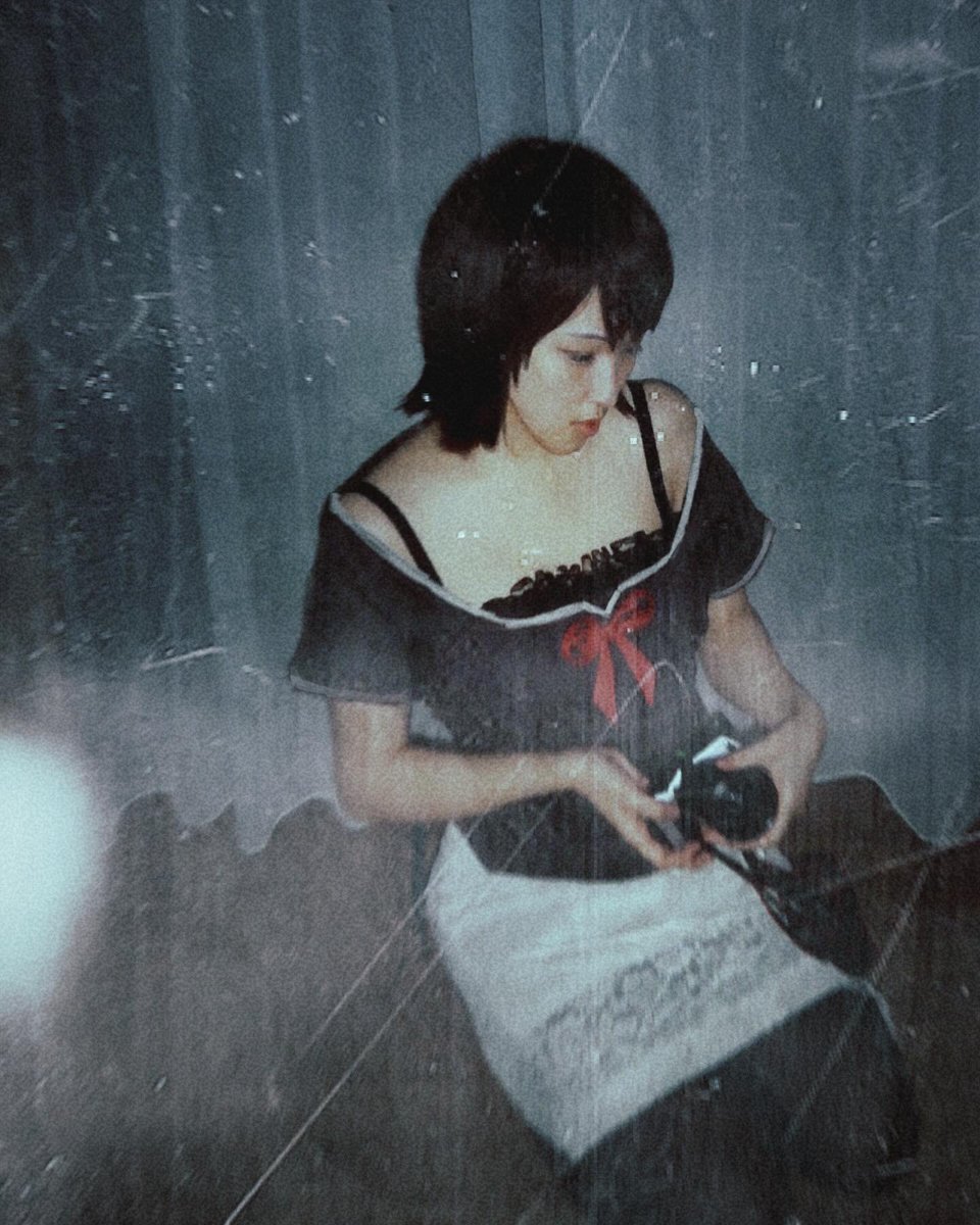 sugarblu3's tweet image. i love this game #projectzero #fatalframe2 #mioamakura