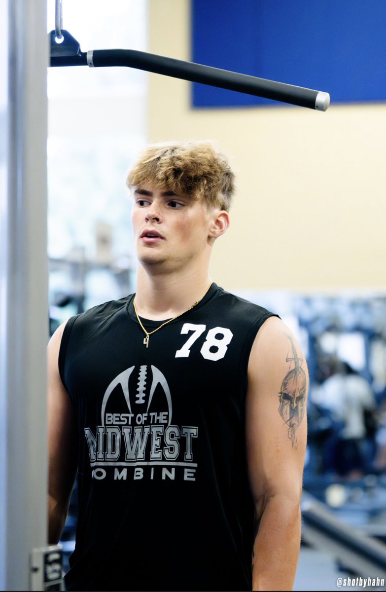 mintz_tanner's tweet photo. Senior year summer workouts… https://t.co/jOX1bH1FhT
