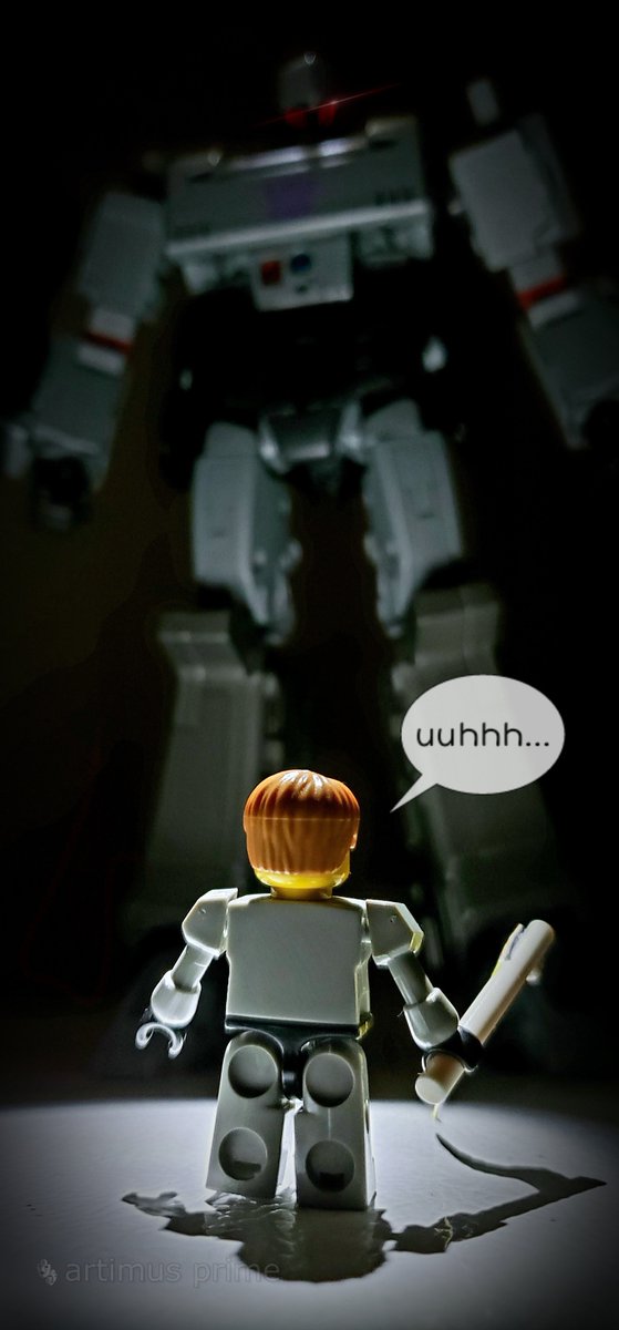ARTIMUS__PRIME's tweet photo. A DECEPTICON DAY offscreen moment. (1/2)

Part 2 in the comments. 
#transformers https://t.co/6xhIs5J0qB
