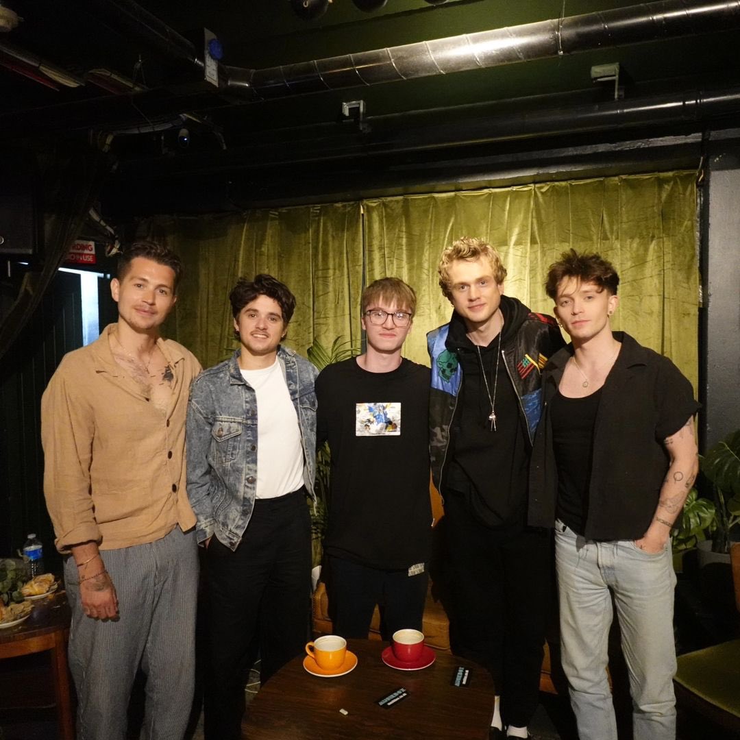 bradleysupdates's tweet photo. The Vamps today for Musik Box UK https://t.co/aK50p0epad