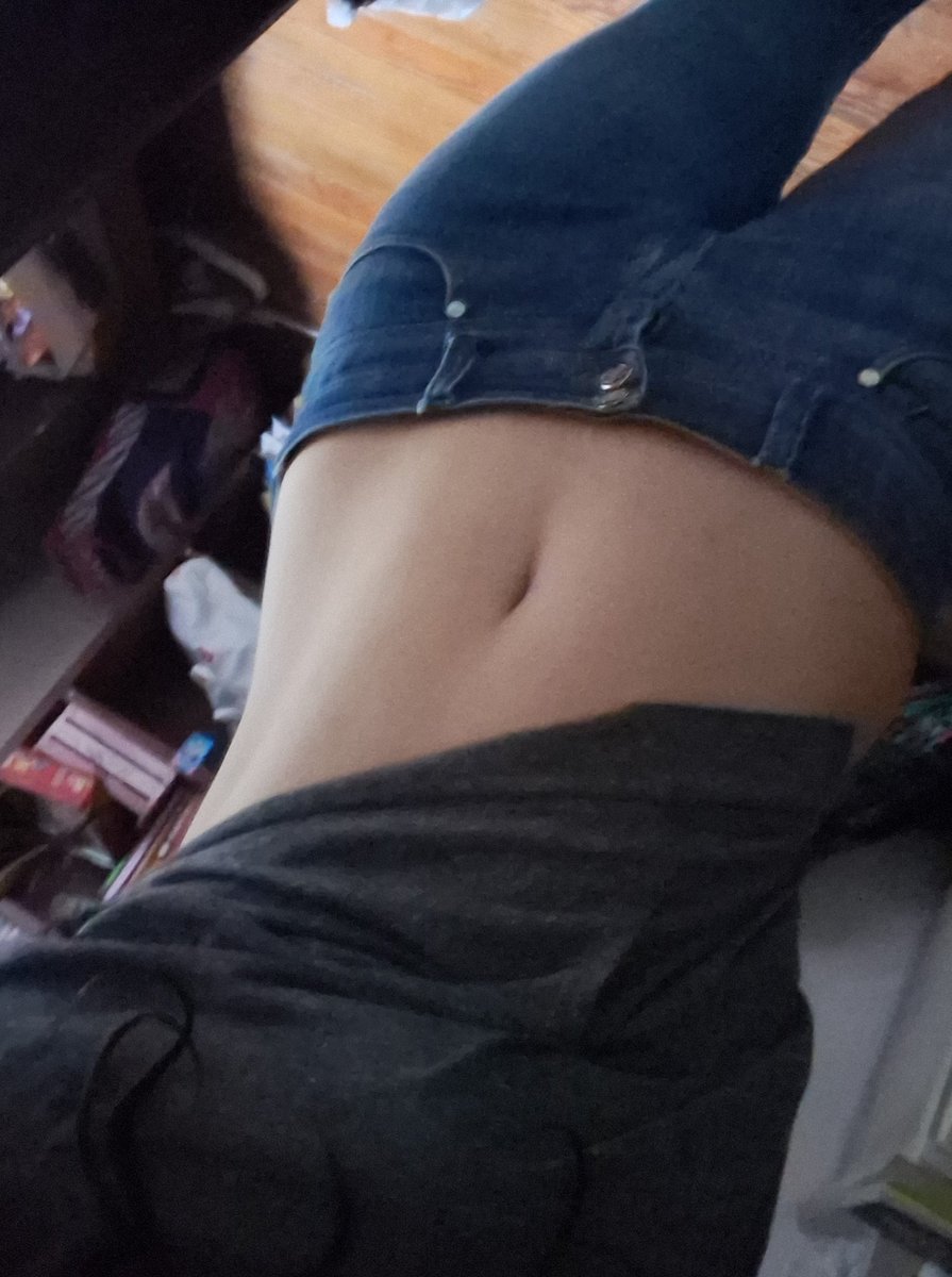 c0smikdoll's tweet photo. ˙ᯓ★hilo de habitos que tuve para pasar de verme así      /////      a así
en menos de dos meses https://t.co/RAJ2JcCtco