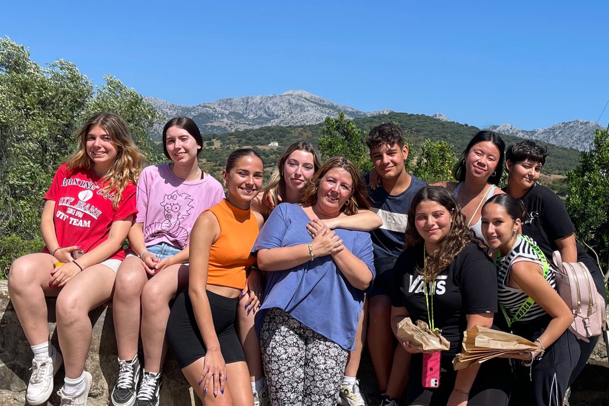 gruposAMJ's tweet photo. Los grupos AMJ hemos pasado este fin de semana unos días estupendos en el aula de naturaleza el Higuerón de Tavizna. Un grupo de 42 chicos y chicas acompañados por 10 de sus monitores, hemos disfrutado de la amistad, la diversión y la naturaleza en un entorno idílico. https://t.co/qpeohmeYcK