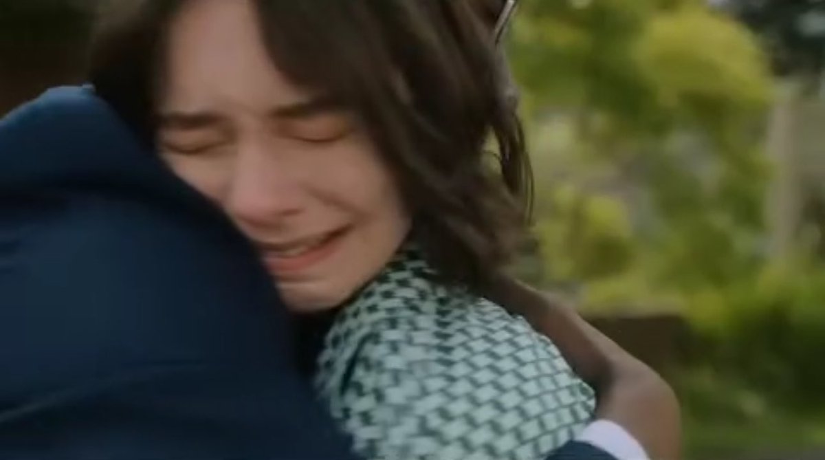 pipamobis's tweet photo. i’m not ready to see her go through it :( https://t.co/xs2rPKqfj0