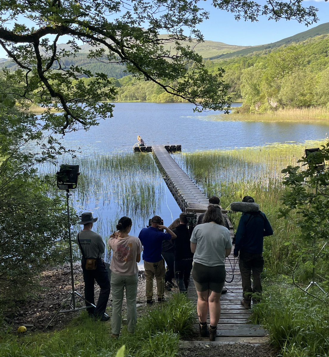 UofGMVLS's tweet photo. 🐦 Our unique research facility @sceneUofG — on the banks of Loch Lomond — is truly a special place, home to a huge range of wildlife, from aquatic to avian!

Thank you @BBCSpringwatch for capturing some of the amazing work being carried out here! 

@UofGlasgow @UofGSBOHVM https://t.co/ZYj9iVUMu8