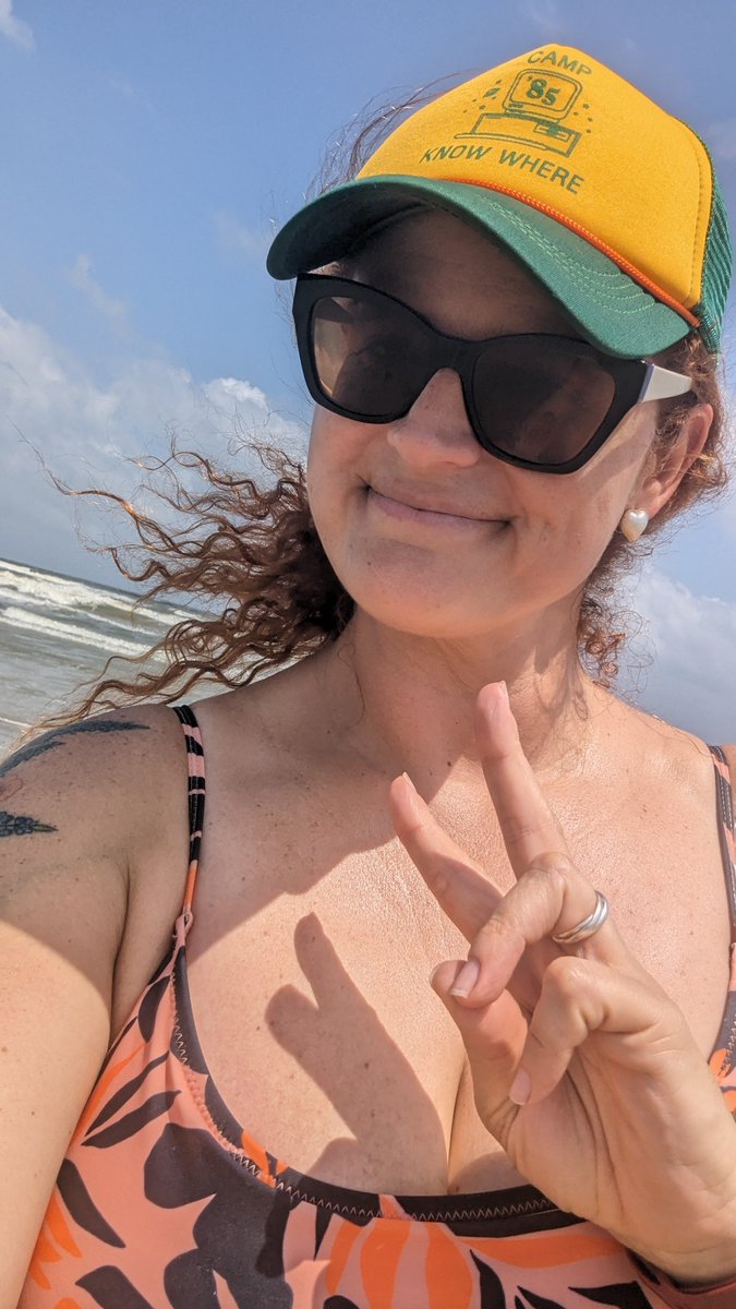 Margeflores's tweet photo. Enjoying my well deserved summer break at @SurfsideBeachTX from teaching 2023/2024 school year @BethkeElem. https://t.co/Cy4pKjUAHD