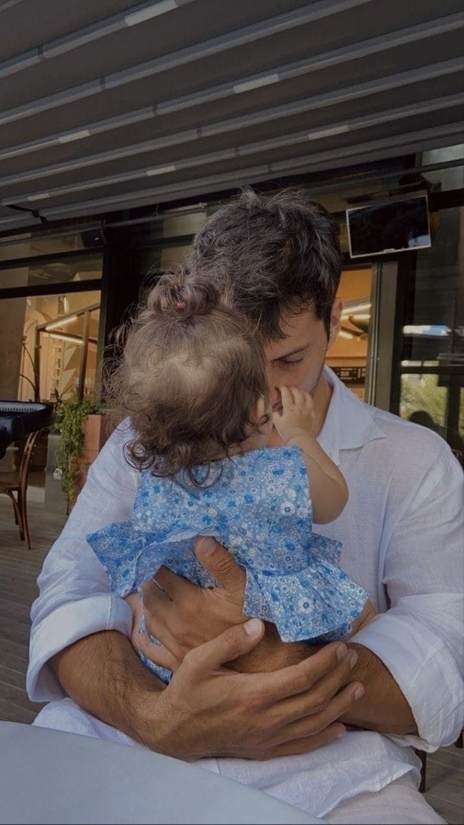 𝑂𝑛𝑒 𝑑𝑎𝑦 💙