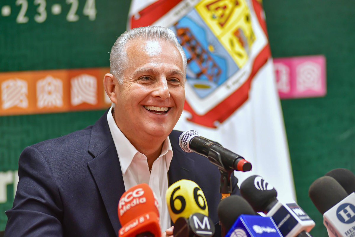 RomanCepeda's tweet photo. Agradezco el voto y la confianza de la ciudadanía 🗳️ en una jornada electoral histórica para México. Será un honor seguir trabajando por todas y todos los torreonenses. https://t.co/YpDgzKNuob